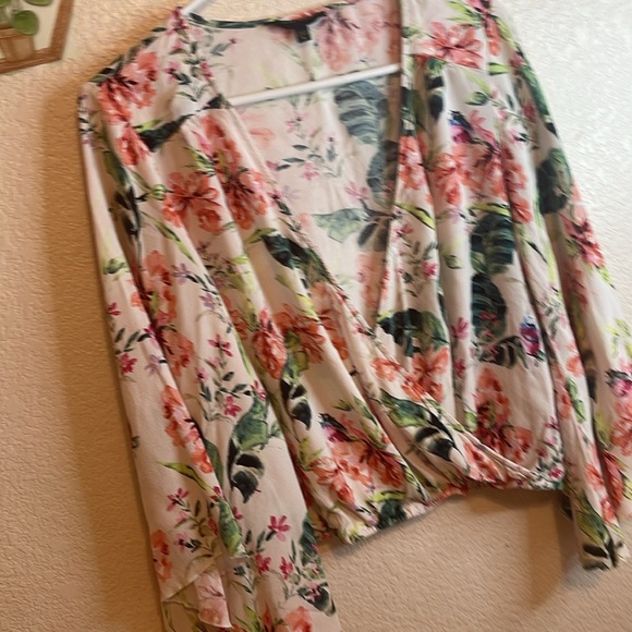 Floral Blouse with Bell Sleeves - Picture 11 of 11